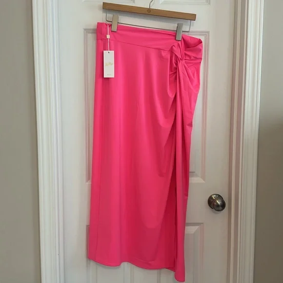 NWT Lilly Pulitzer Vibrant Pink Leevy coverup with Ruffle Accents - Picture 5 of 11